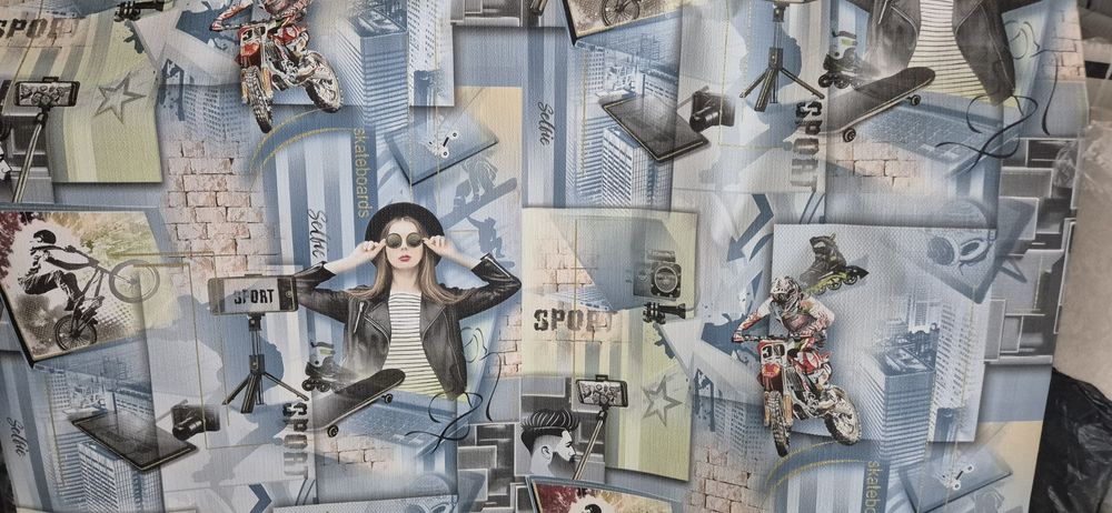 Шпалери зі складу