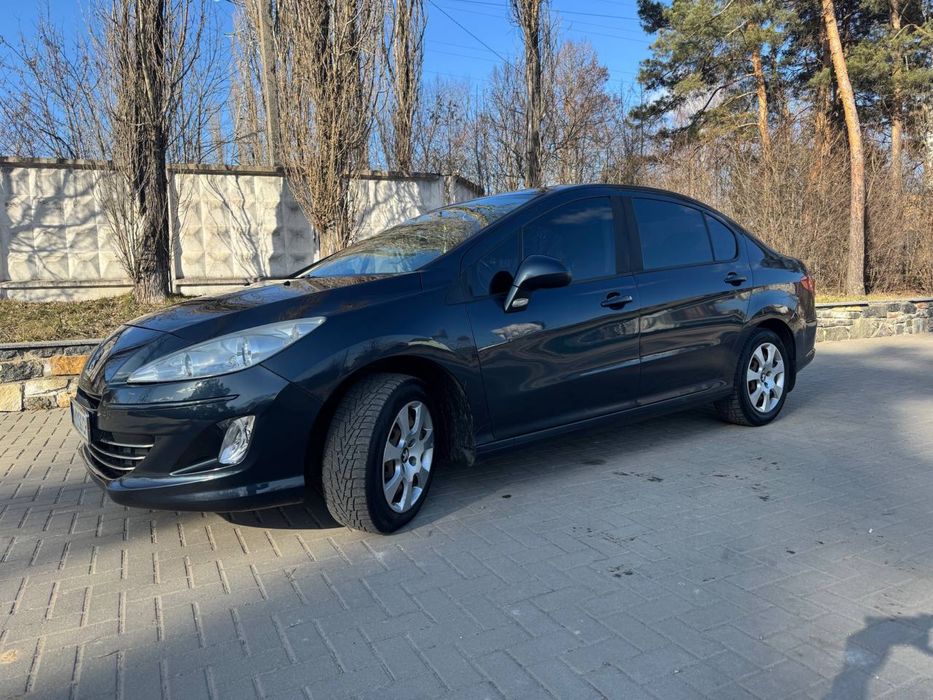 Продам Peugeot 408 2013