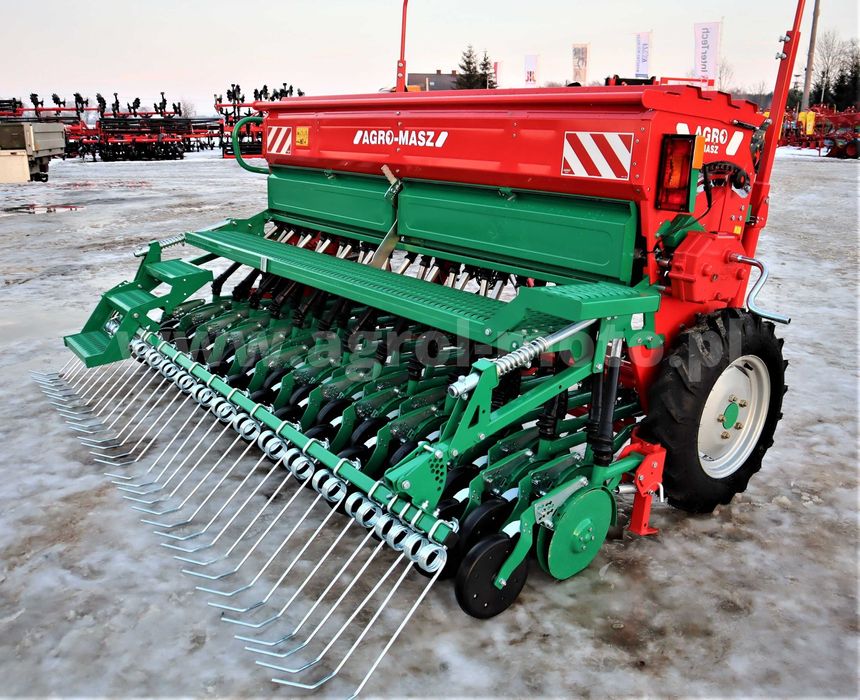 Siewnik Zbożowy Stopkowy Talerzowy Euro-Masz 3m; Ozdoken; Agro-masz
