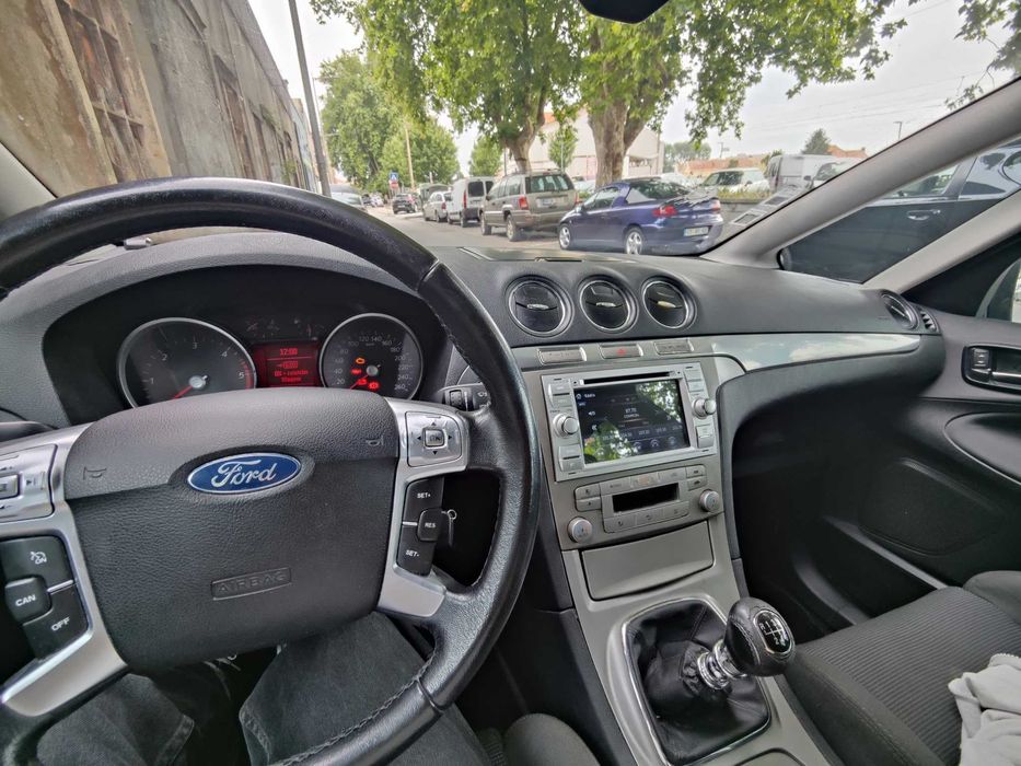 Ford S-Max Titanium 1.8 TDCi 125cv | 7 Lugares | IUC Antigo | Distribuição e Embraiagem Feitas
