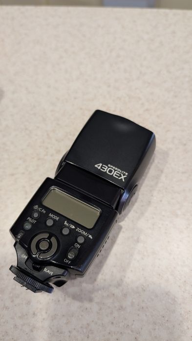 Фотовспышка Conon 430 EX II