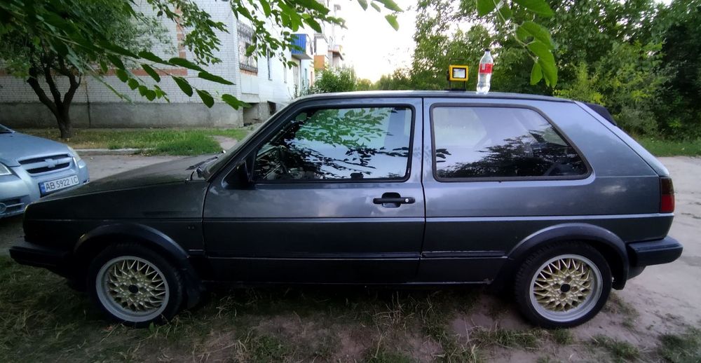 Volkswagen Golf II