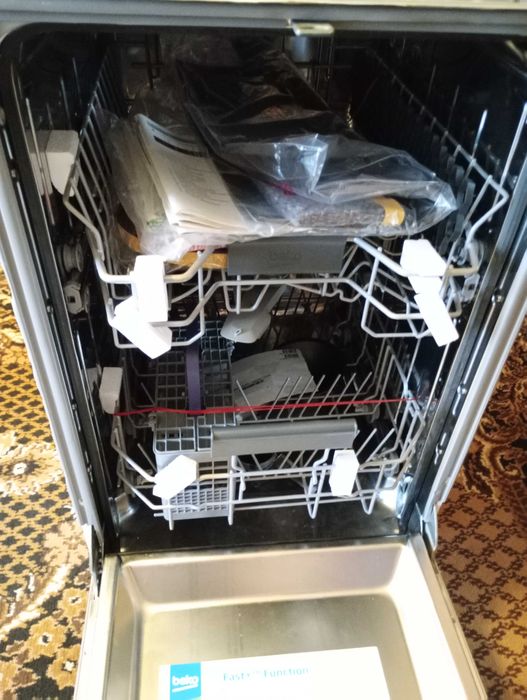 Zmywarka pod zabudowę