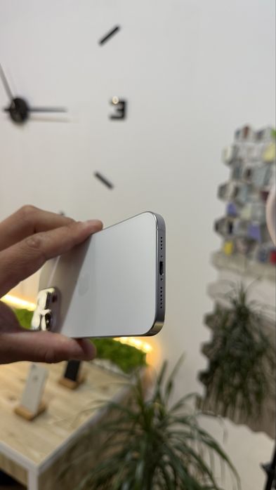 Iphone 16 Promax 256 Gb White Titanium акб 100%