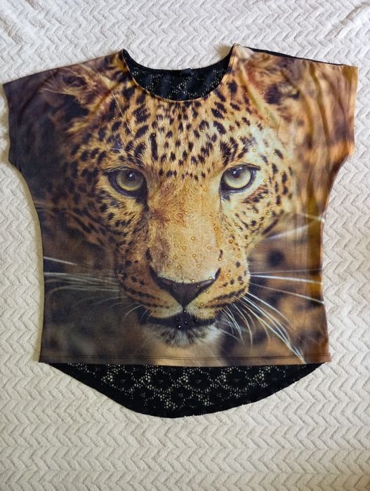 Bluzka z lampartem i koronką