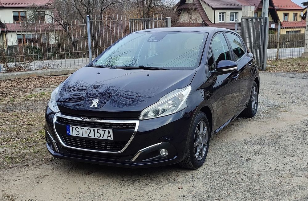 Peugeot 208 klimatronik navi