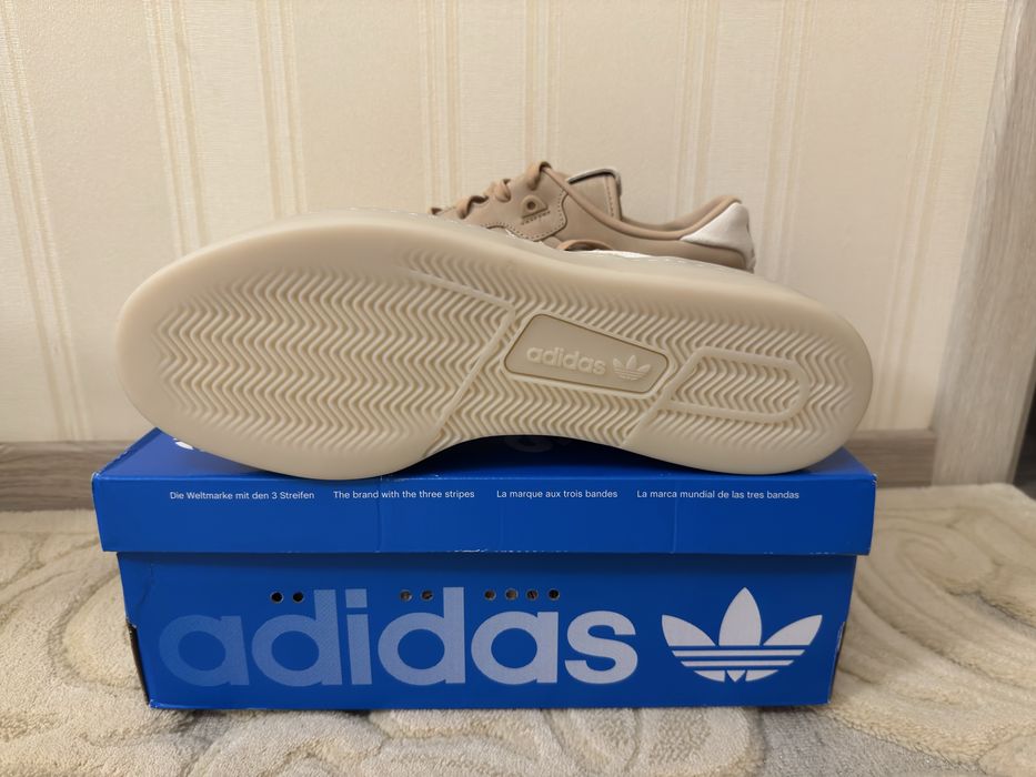 Кросівки Adidas Rivalry Lux