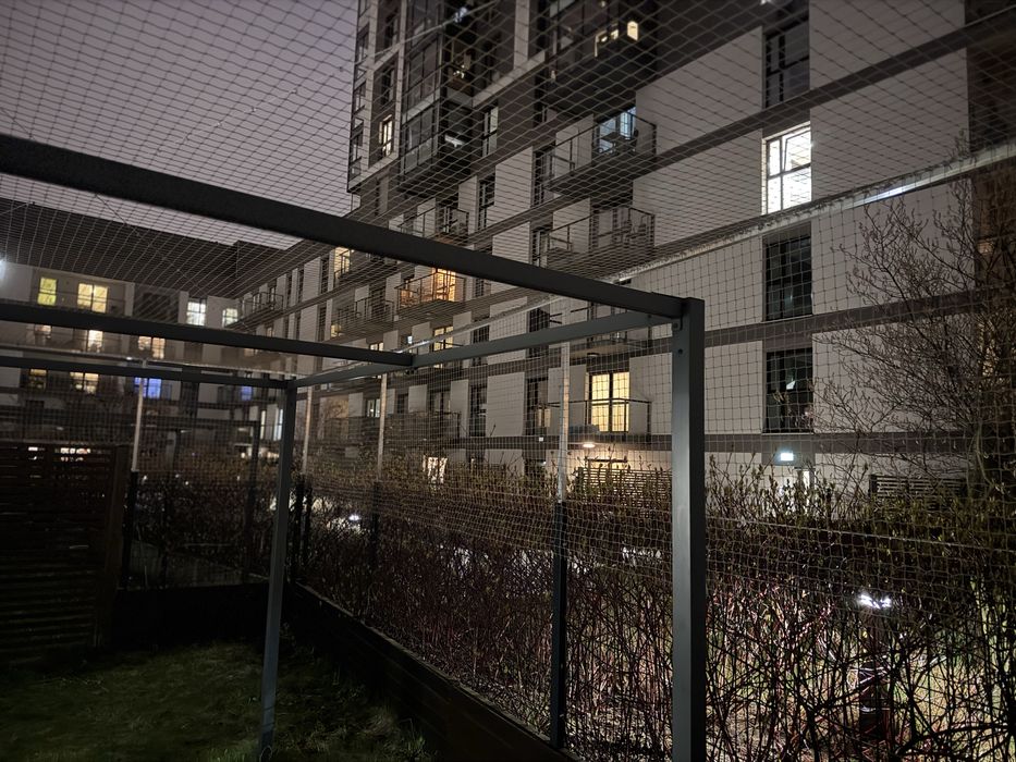 Siatka na balkon/dla kota/przeciwko gołębiom/montaż siatki