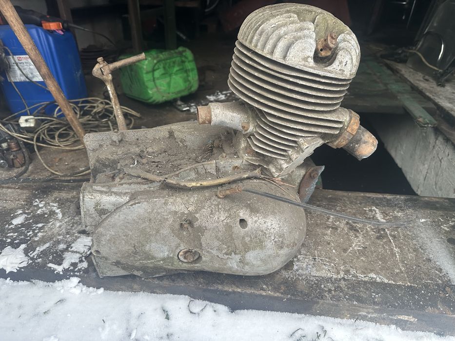 Продам двигун Иж Планета 1