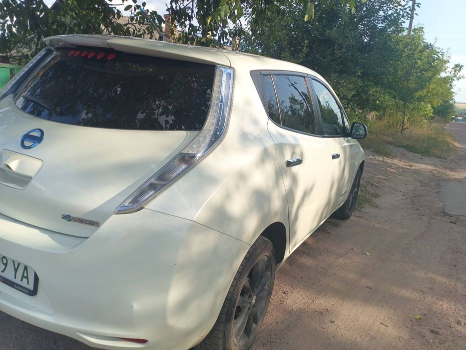 Аренда электрокара автомобиля на газу и автомат и универсале