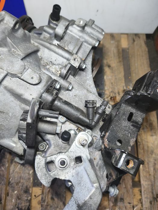 Caixa de Velocidades VAG skoda seat audi A1 1.6 TDI MHZ (Ref: 070711)