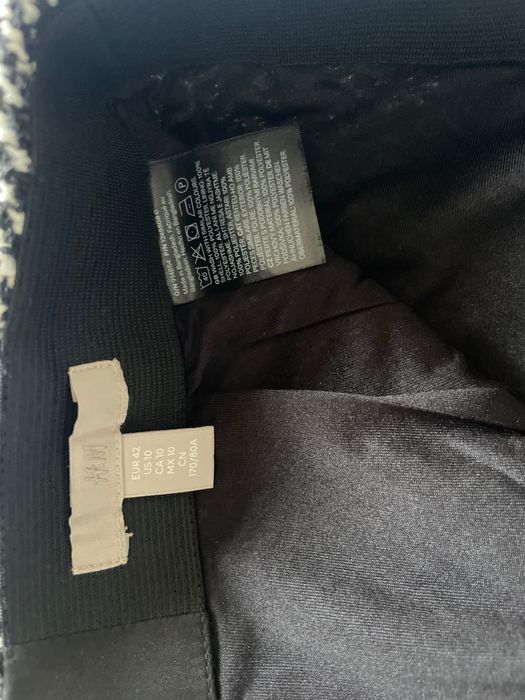 2 saias: Saia preta/branca e saia só preta  H&M novas