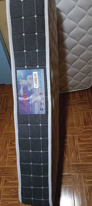 Berços com colchão