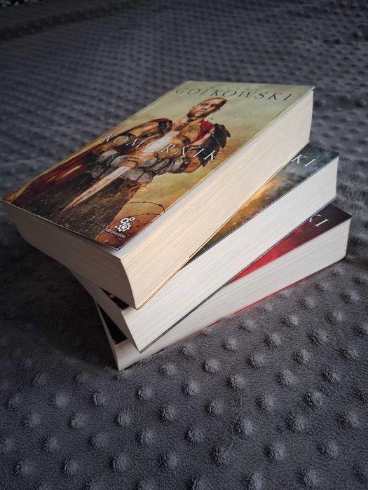 Michał Gołkowski trylogia Komornik