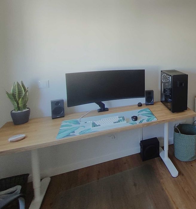 Estrutura de mesa IKEA BEKANT (branca) (sem tampo)