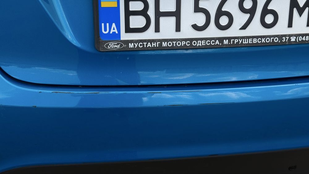 Ford Fiesta 1.6 бензин | 2013 | яскравий синій колір