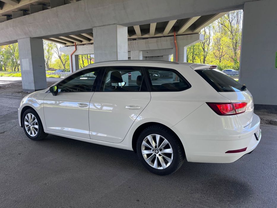 Seat Leon salon Polska FV23%
