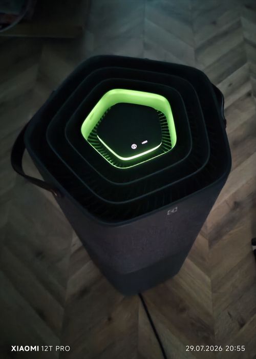 Oczyszczacz powietrza Electrolux Pure A9 jak nowy