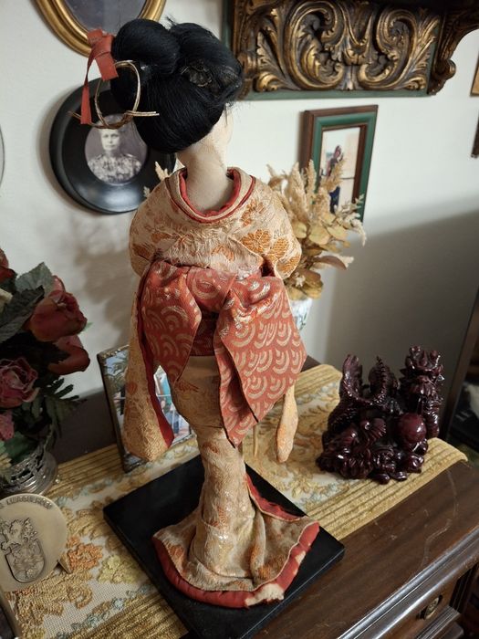 Boneca Geisha japonesa