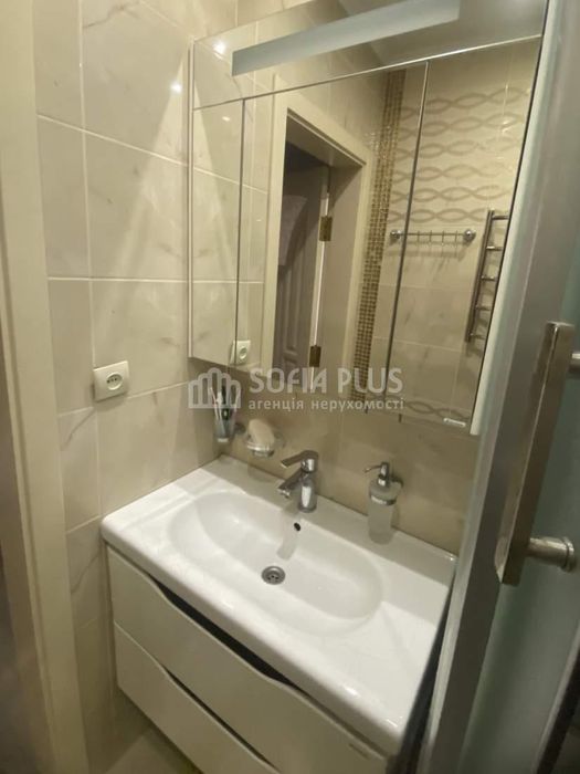 Срочно! 2к, Кондратюка Юрія вул. 7, новий дім, недорого