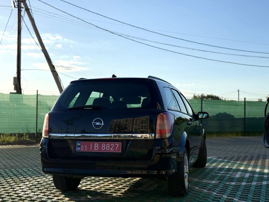 Opel Astra H 1.6 бензин  Свіжопригнана з Німеччини Рідна фарба