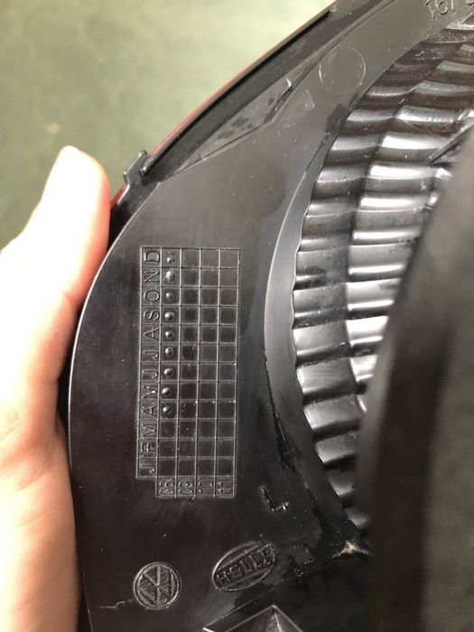 Фонар лівий для golf 6 хеч бек на багажник