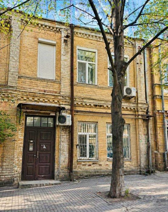 Оренда 2-к ,ЦЕНТР , Чикаленка , м. Театральна