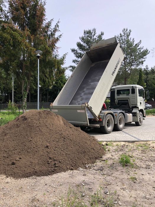 Ziemia ogrodowa nieprzesiewana/Ziemia pod trawnik/ Czarnoziem/ Auta 4/5/6/20 ton
