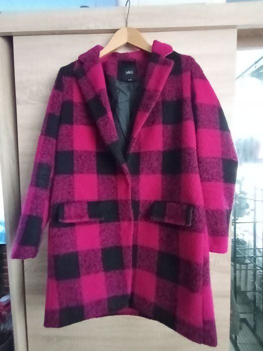 Płaszcz fuksjowy