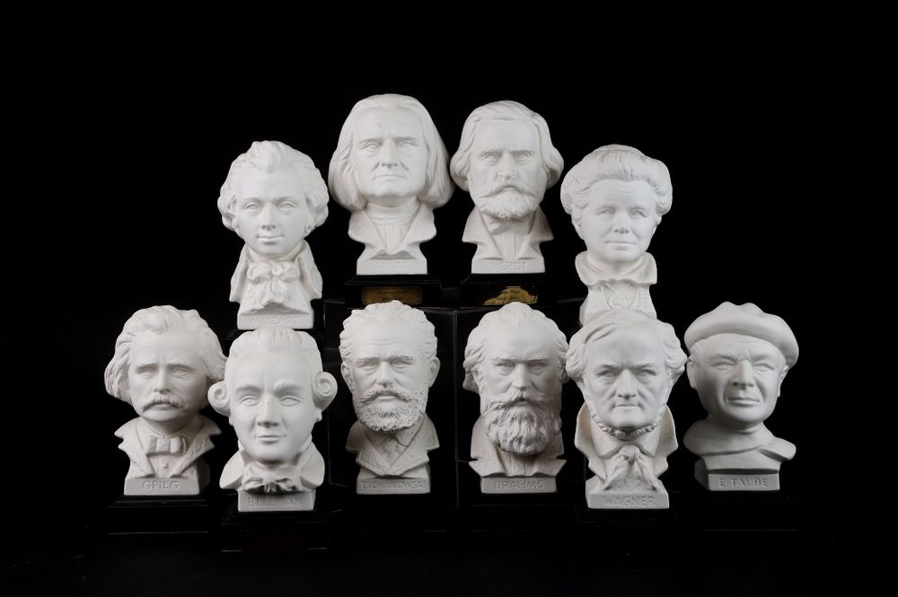 GOEBEL Niemcy Duża kolekcja Porcelanowe popiersie kompozytora 10sztuk