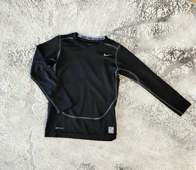 Nike Dri-Fit extra Koszulka termoaktywna  roz. 128 _ 137  _ 8 - 10 lat