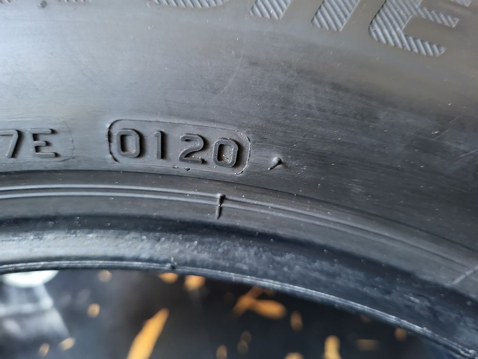 Opony zimowe 225/50/17 Bridgestone 20rok 6mm