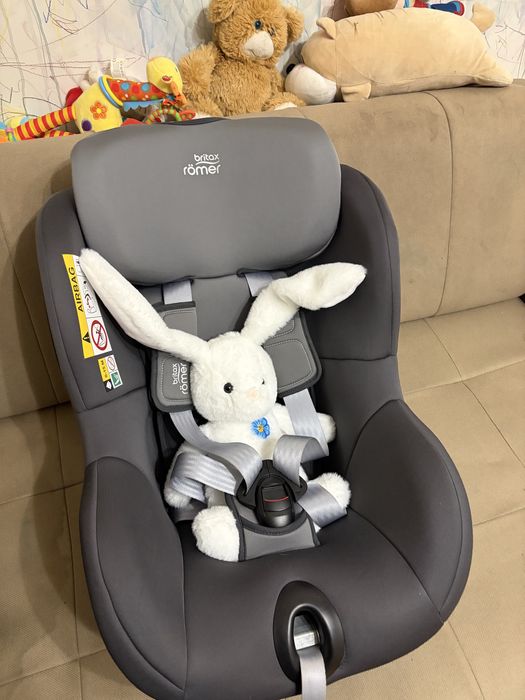 Автокрісло Britax Romer Dualfix 3 i-Size з платформою