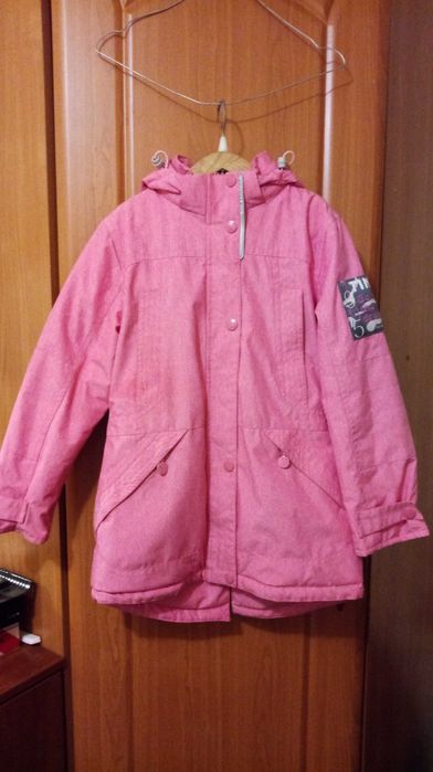Розовая водоотталкивающая куртка для девочки в идеальном состоянии