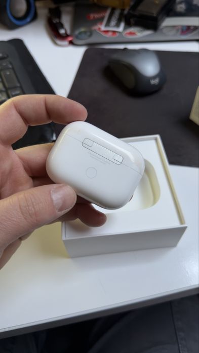 apple airpods 2 pro стан 4/5
