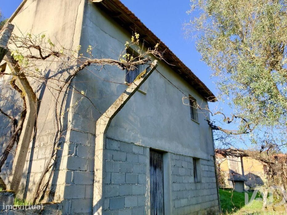 Quinta T2 em Carvalhais e Candal de 55 m2