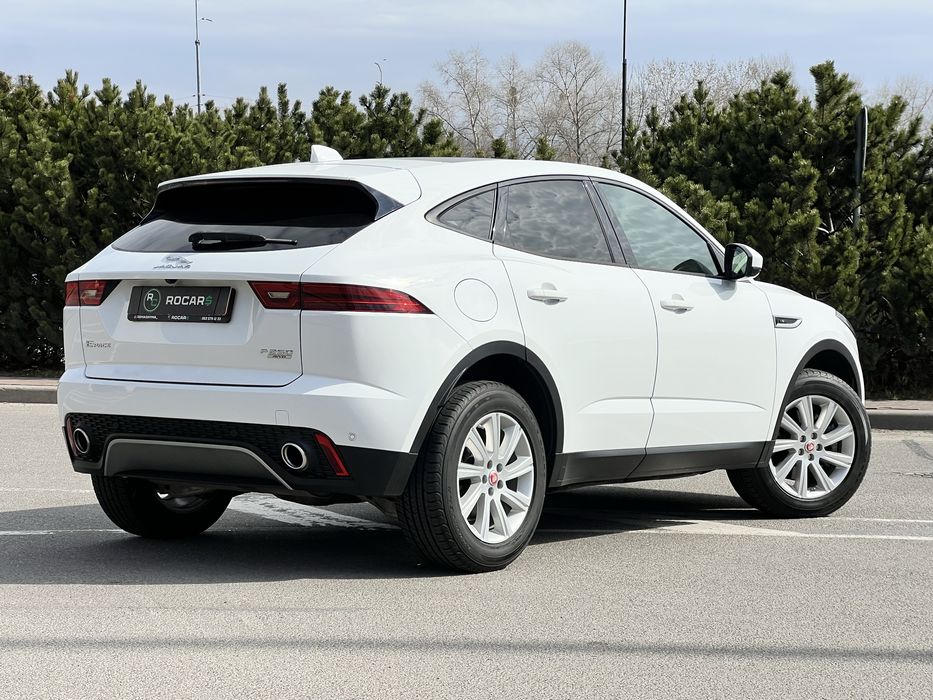 Jaguar E-pase 2019 рік 2.0 Бензин AWD