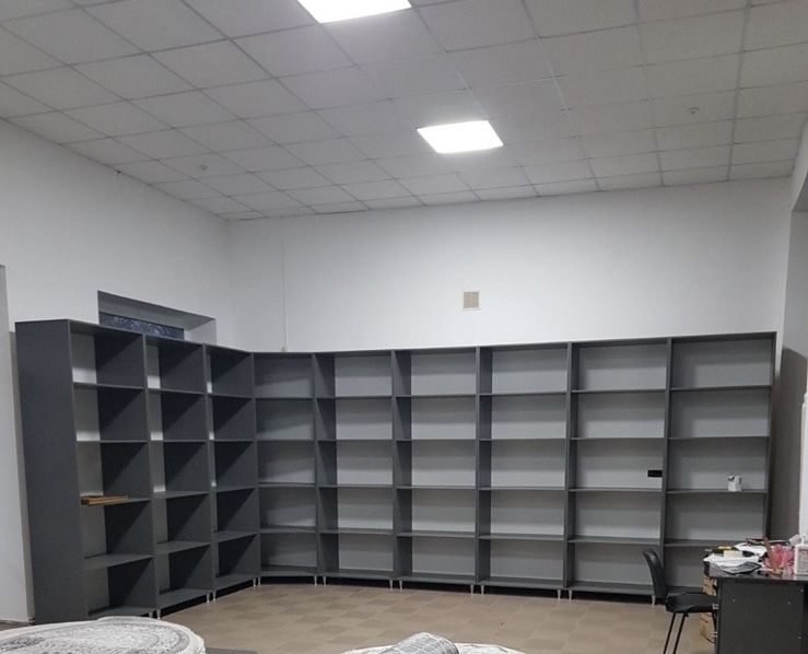 Меблі для магазину, офісу, кімнати