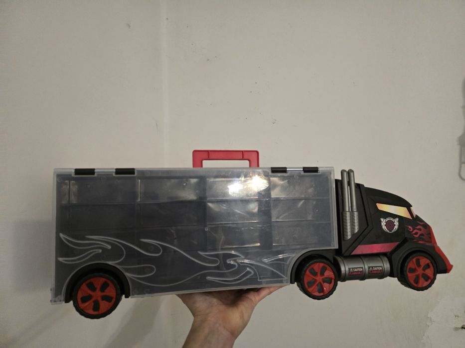 Ciężarówka na samochodziki, transporter auto laweta