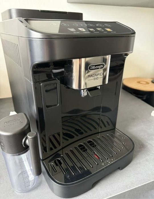 DELONGHI Magnifica Evo ECAM290.61.B 2023року