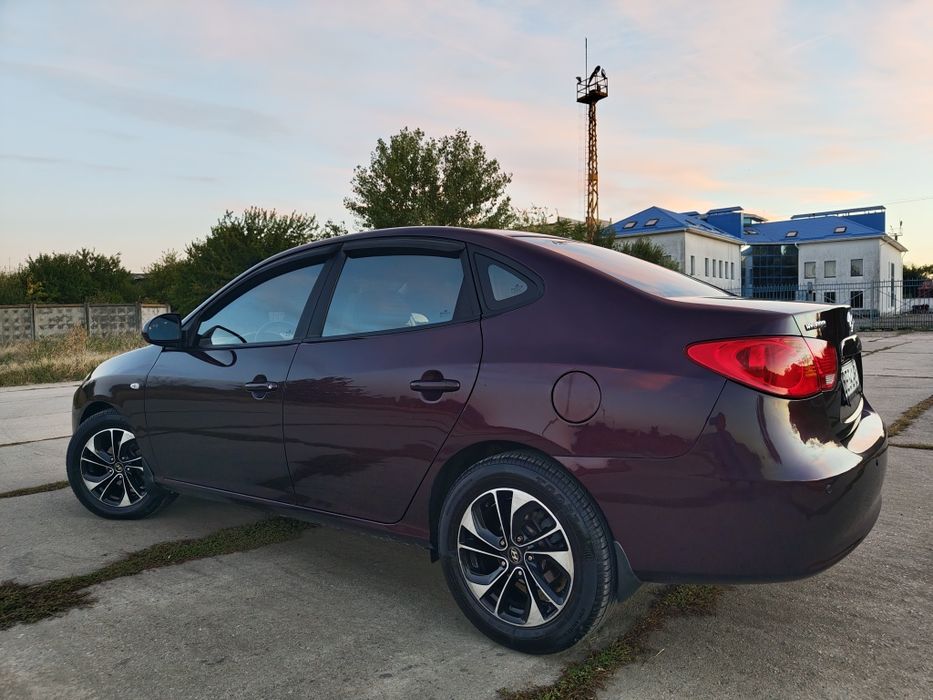 Хюндай Елантра 2.0 Автомат Рідний пробіг Гарний стан Hyundai Elantra HD максимальна комплектація