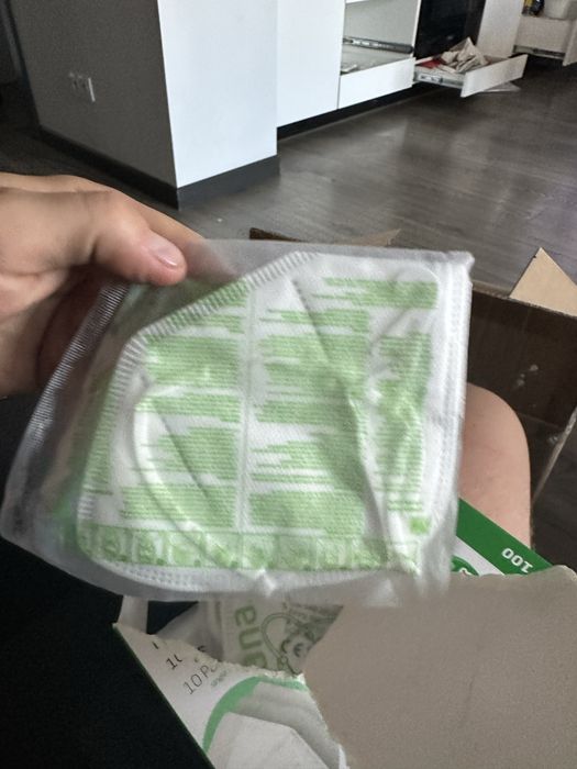 Maseczki sprzedaję bo nie są potrzebne
