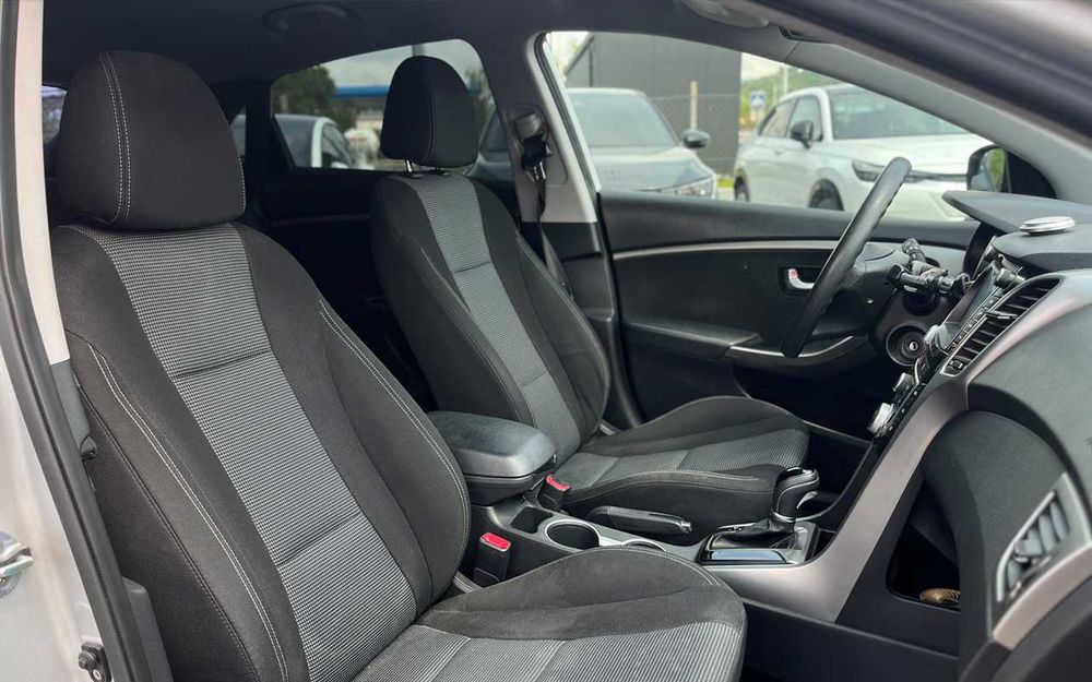 Hyundai Elantra 2016
