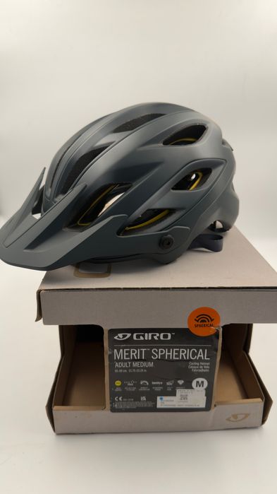 Nowy Kask Rowerowy Giro Merit Mips Spherical r. M (55-59cm)