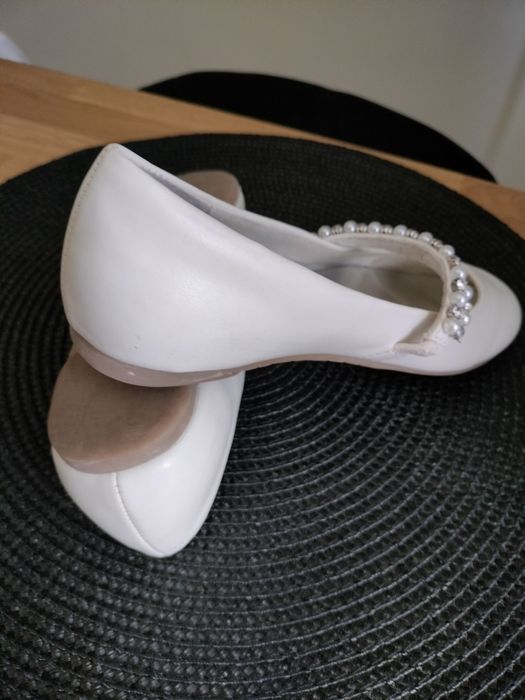 Buty komunijne 32