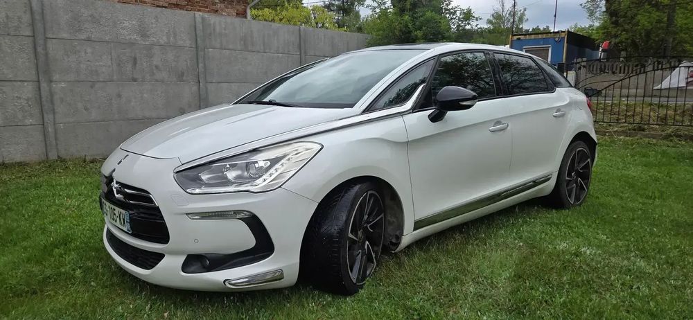 Citroën DS5