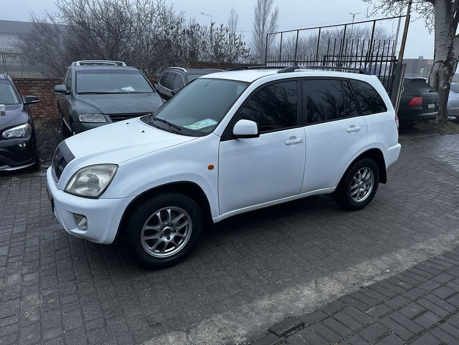 Чери тиго 2.4 Автомат в отличном состоянии