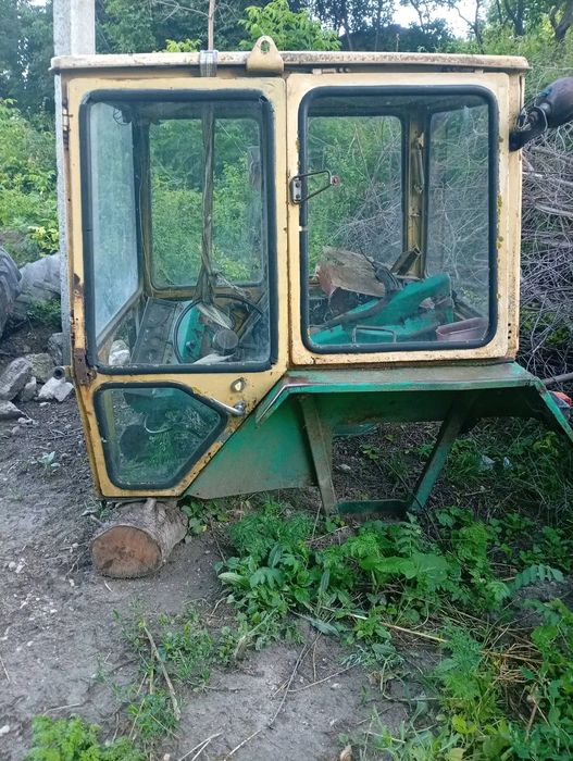 Продам кабіну трактора ЮМЗ 6