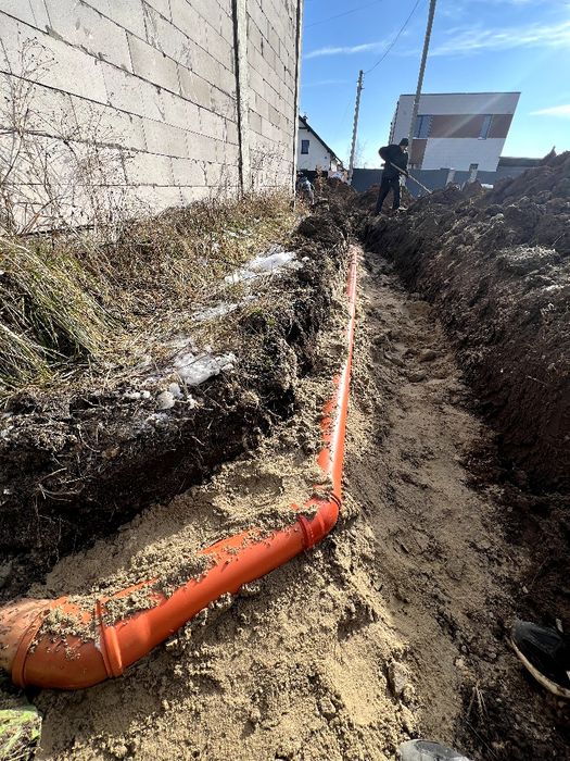 Копка септиков, копання Канализации, траншеи, вигрибные ямы под ключ