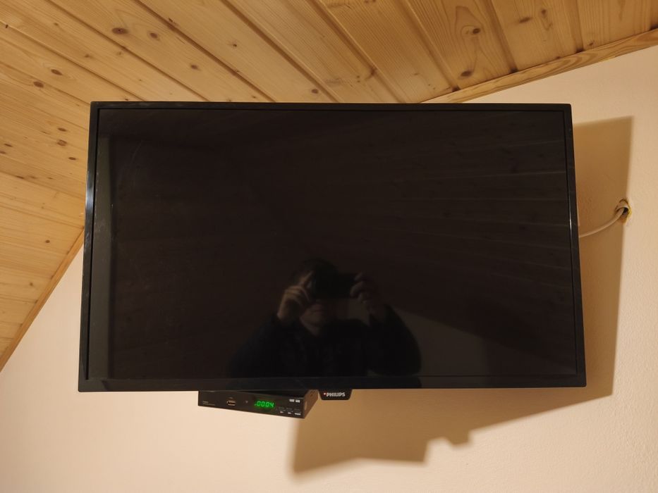 Witam sprzedam tv z dekoderem